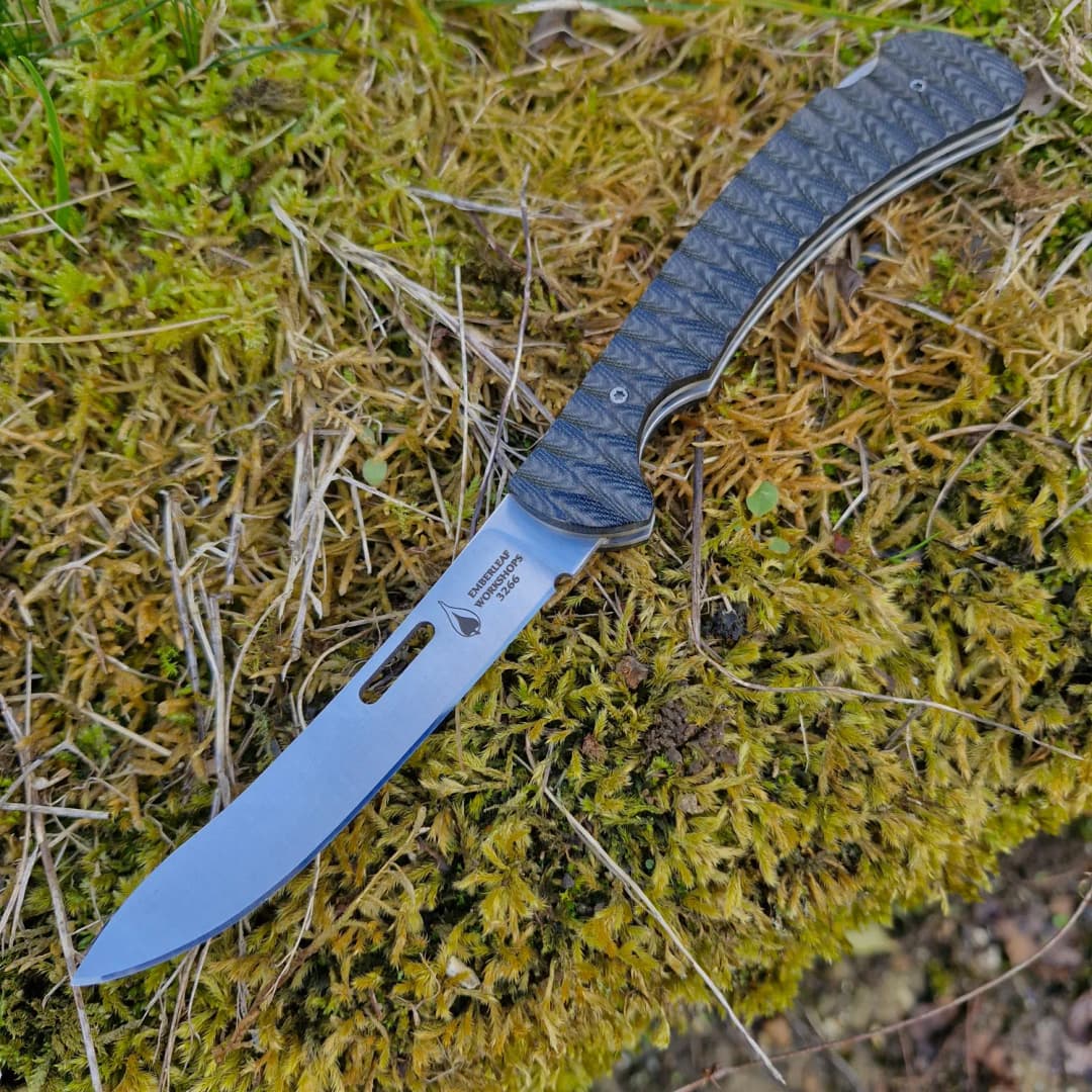 Cael v2 Lock Back view 1