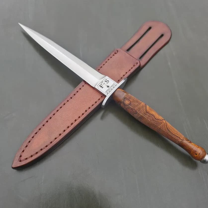 Fairbairn–Sykes Commando knife - Parade Edition view 2